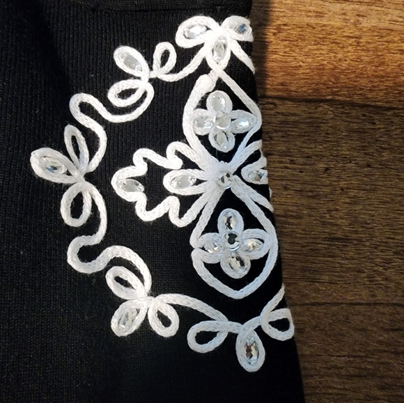 INC black and white embellished cold shoulder sweater, large. New without tags. - Picture 5 of 7